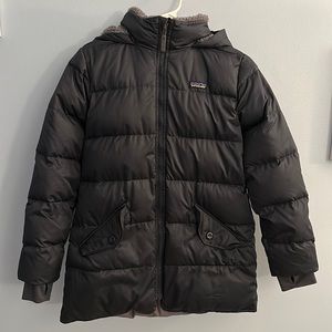 Patagonia girl jacket - size XL